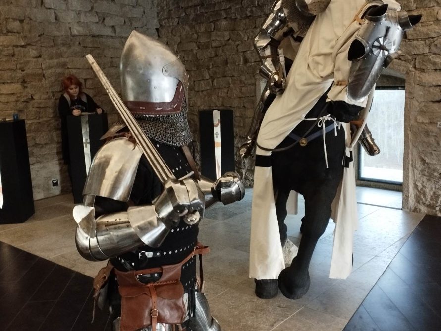 316043032_10220997900407404_83253314343695704_n