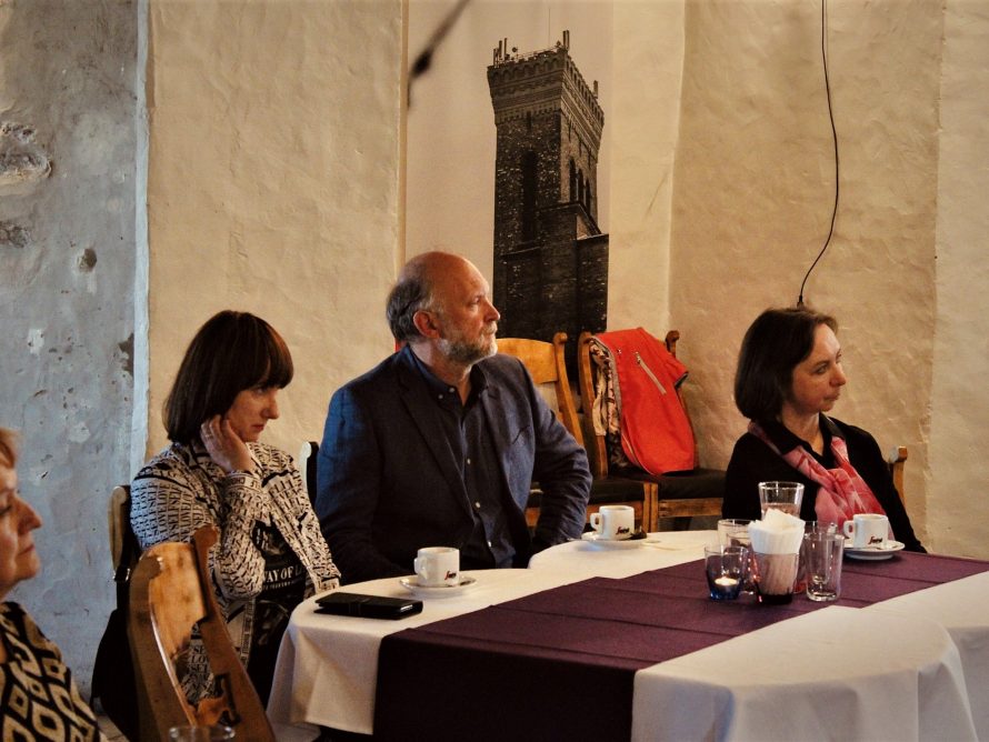 345632580_1482088382327862_2578118711115445563_n